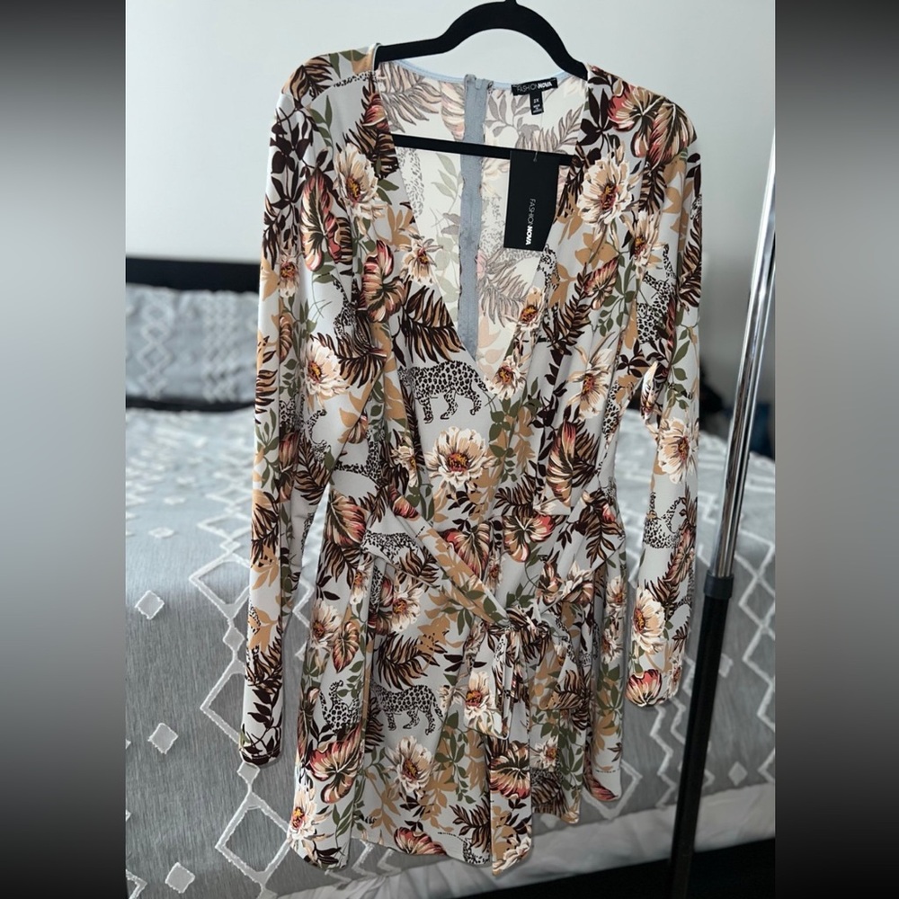 New Tropical Print Long Sleeve Romper Size 2X - Picture 7 of 9